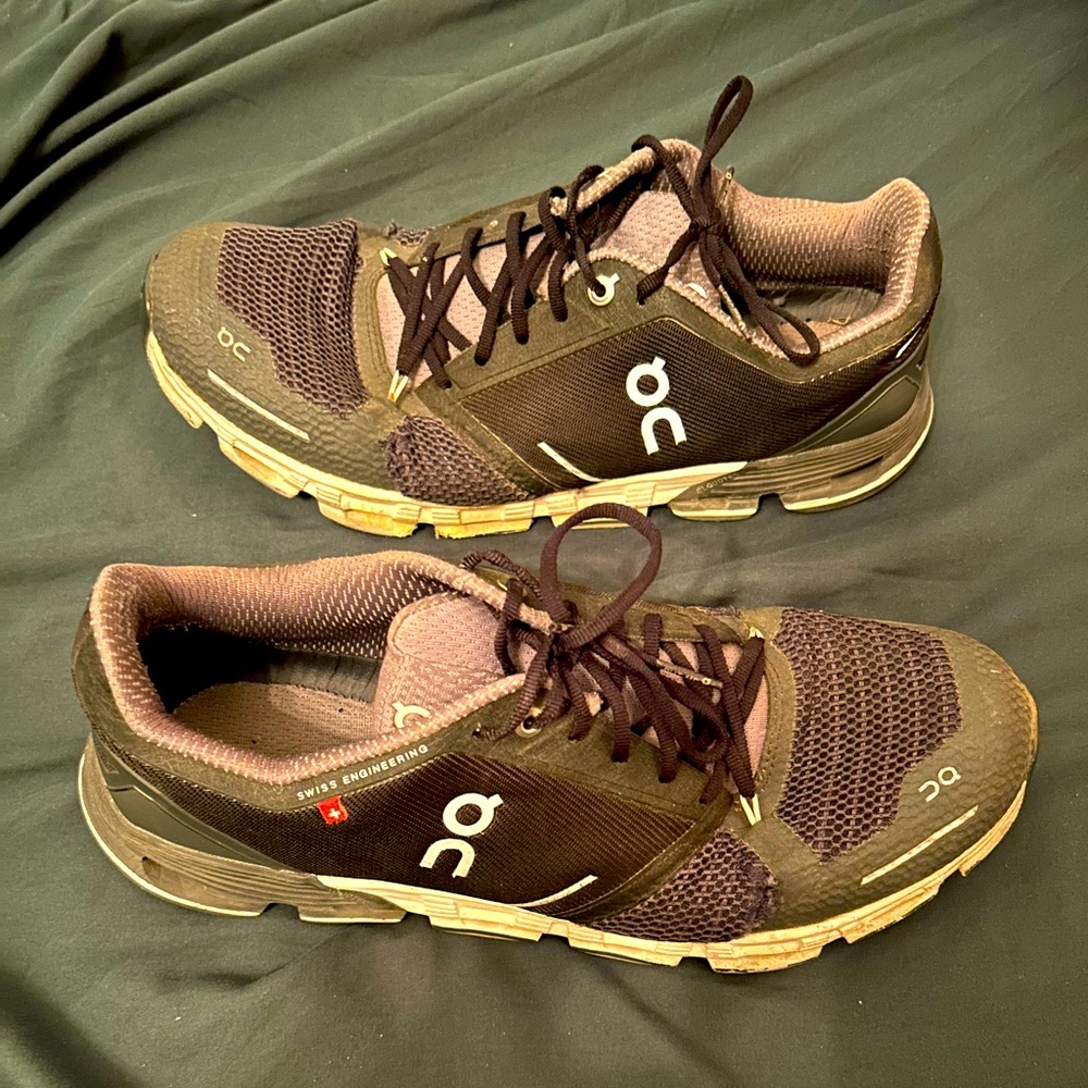 On Cloud Cloudtec Men’s  Running Shoes Black Size 9.5 See Photos